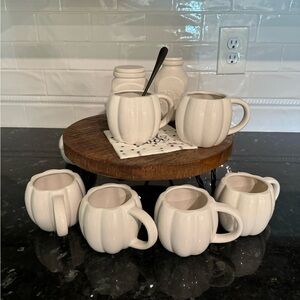 6 Target Viral Pumpkin Mugs